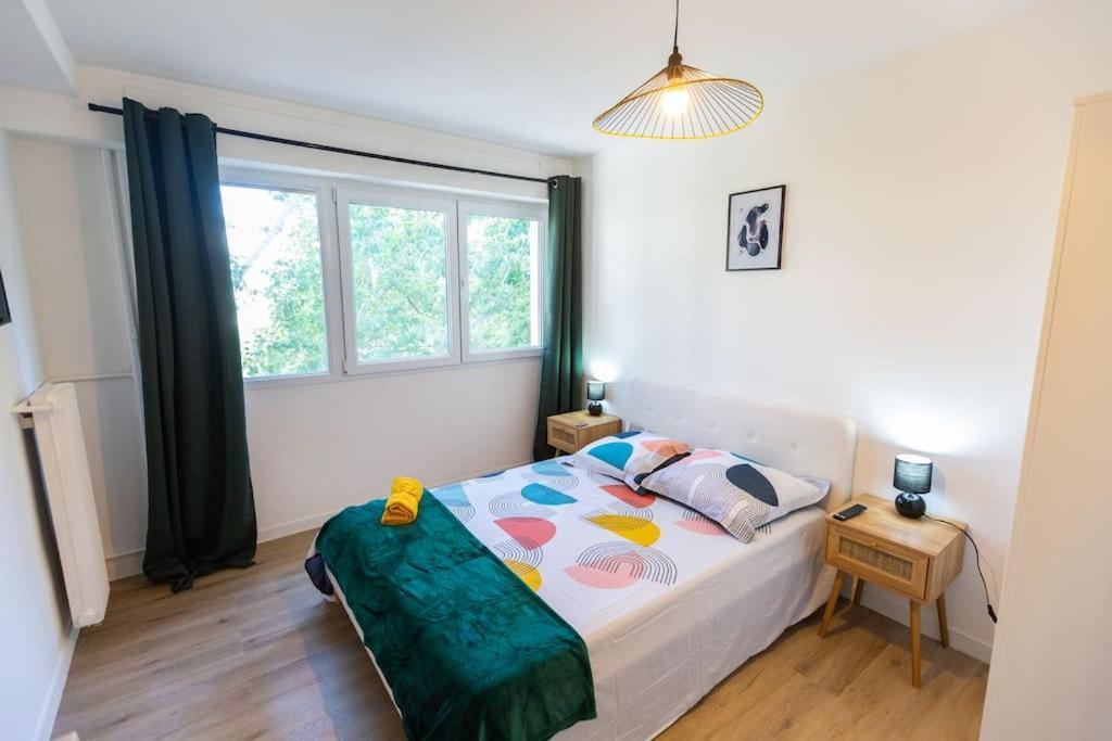 T5, 4 Chambres, St Charles/joliette Wifi, Terrasse